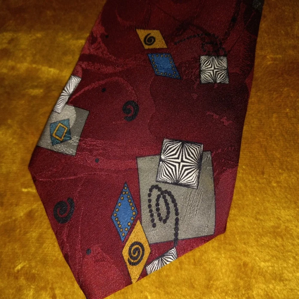 Gian Franco Ferretti 100% Silk 58